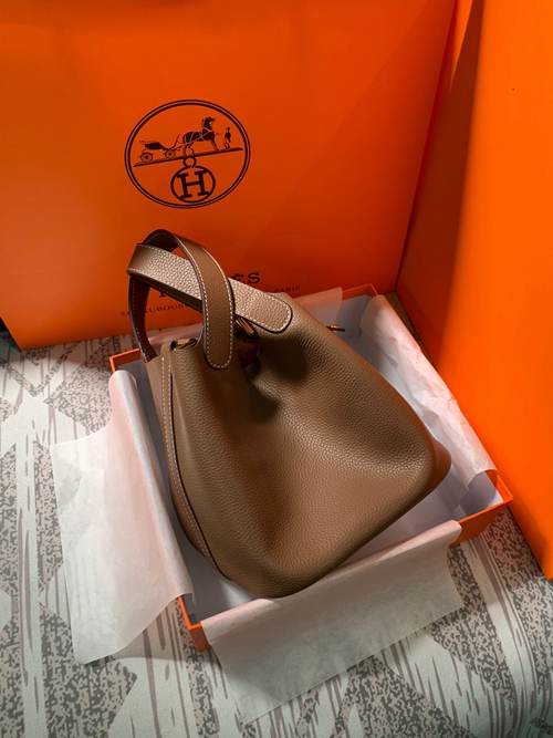 エルメス バッグ 激安背面デザイン